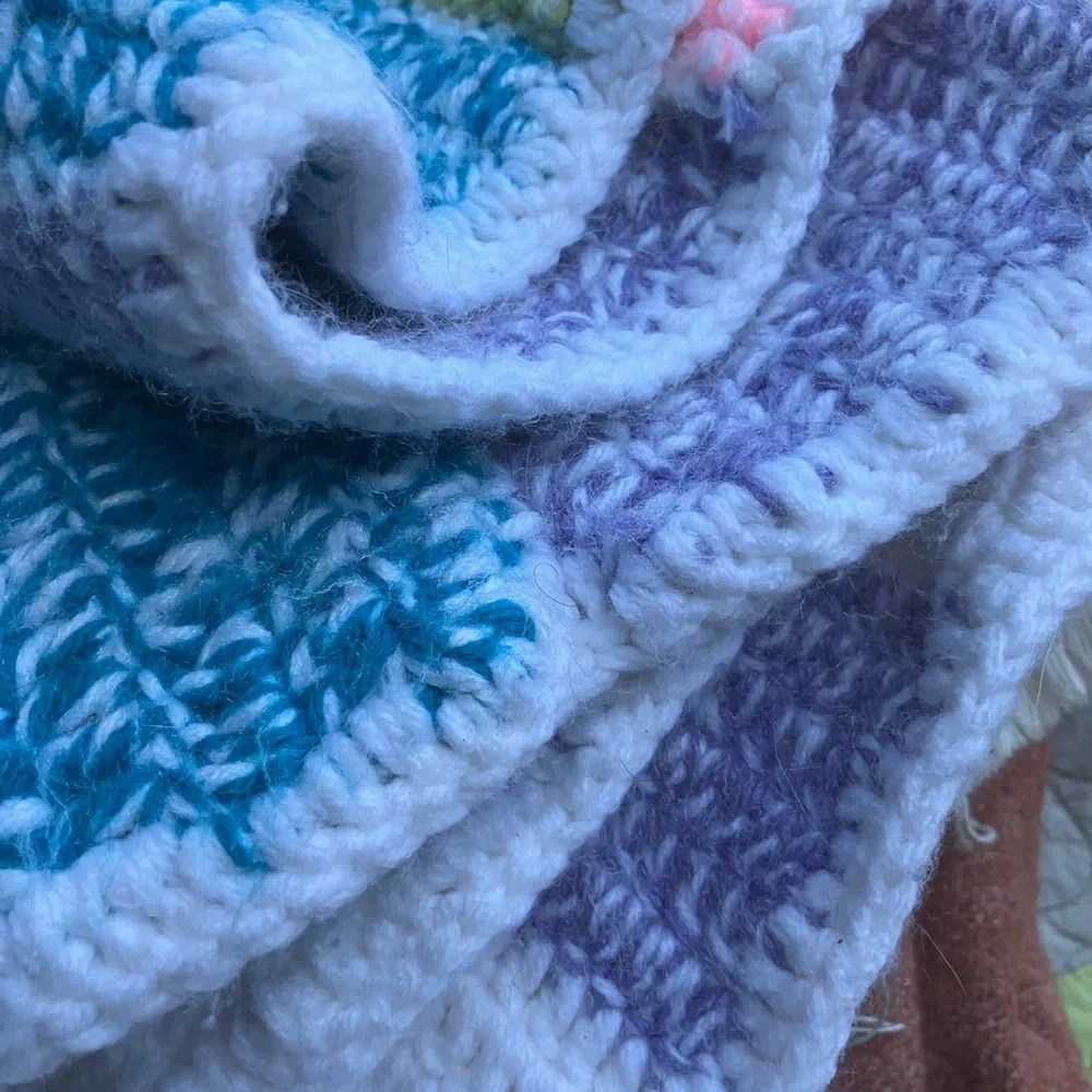 Heavy crocheted handmade vintage throw lap blanket